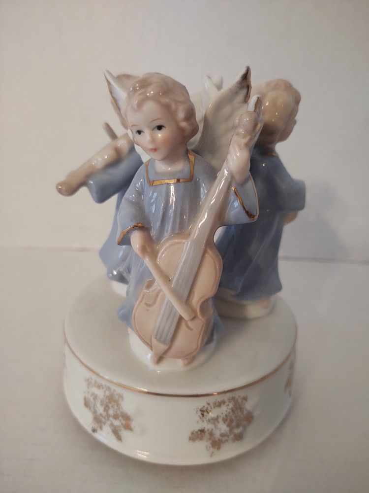 Blue White Angels Figurine Music Box Vintage Christmas Japan 'Somewhere My Love"