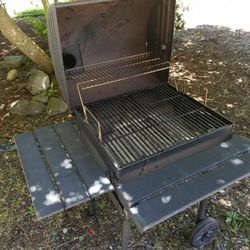 Char-griller, Char-coal Briquette BBQ/GRILL