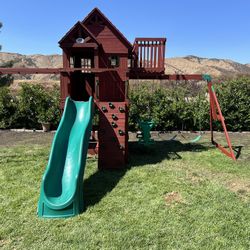 Playground , Delivery And Installation