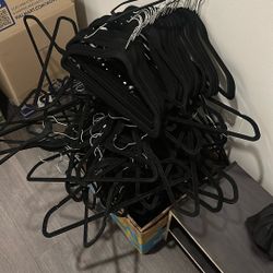 Box Of Over 100 Velvet Hangers, Regular And Pants 