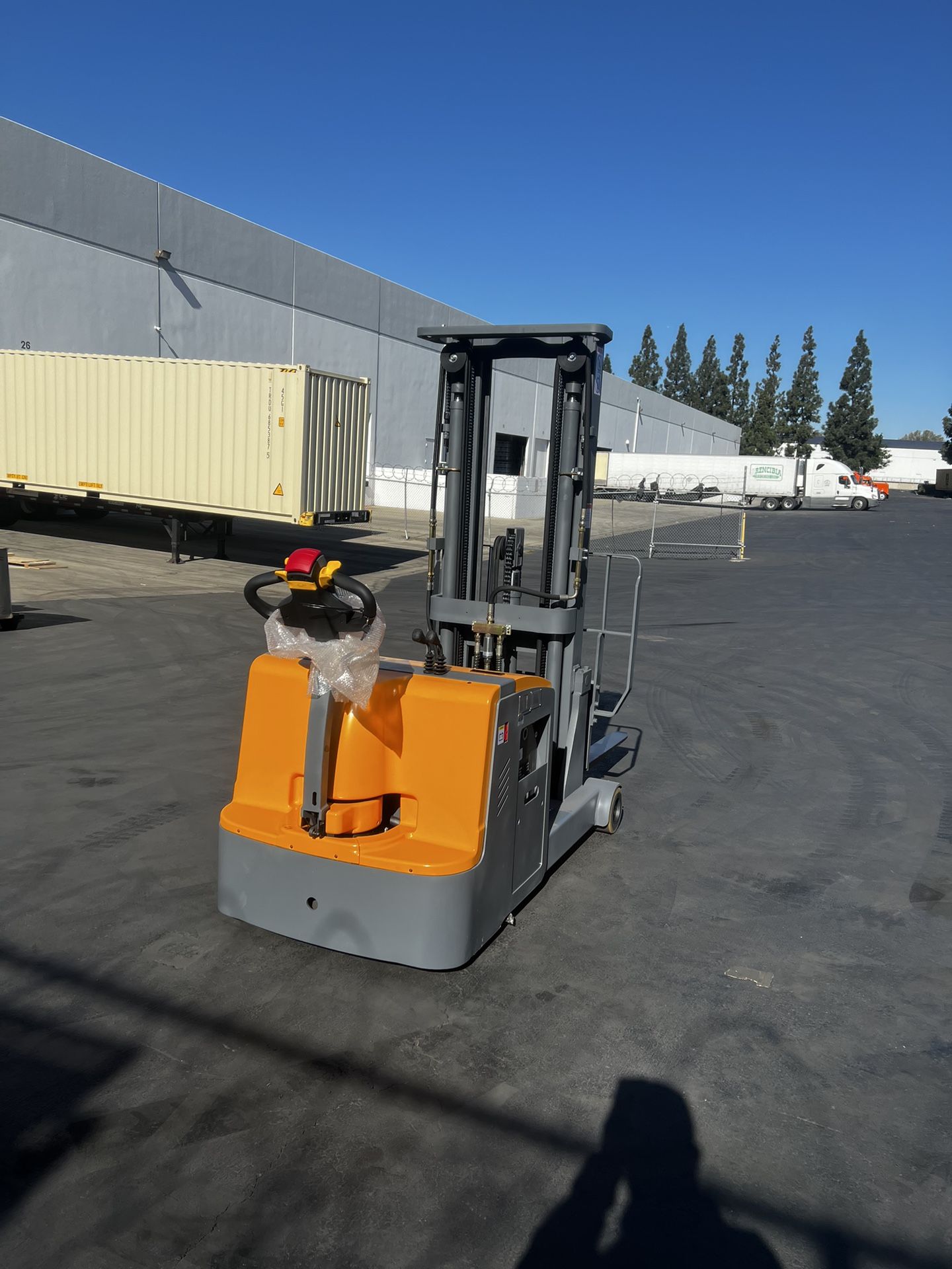 Apollo Forklift Counterbalanced Electric Stacker 3300lbs 177"