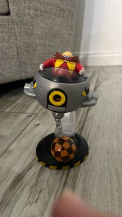 Sonic eggman mobile toy