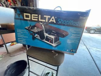 Delta bench sander like new $75