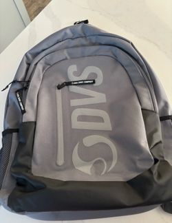 DVS Shoe Company NWOT spacious backpack with padded straps!