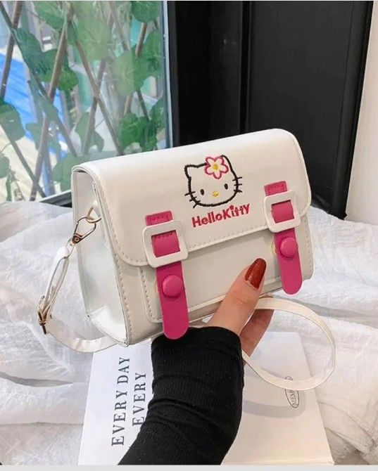 Hello Kitty Mailer Purse With Shoulder Strap