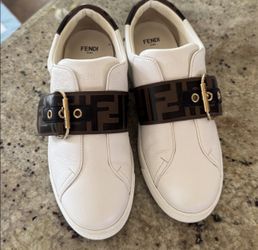 100% Authentic Fendi Sneakers Sz 8 I Also Have Dustbag  Paid 960 Plus 