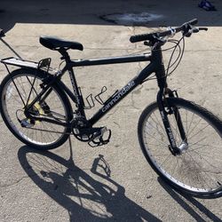 Cannondale P Bone. 21 Speed Lightweight Aluminum Frame With Disc Brakes 