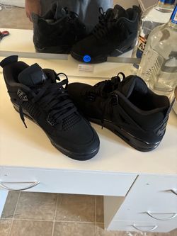 Black cat 4s 2025