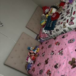 Beige Tufted Bed Frames 