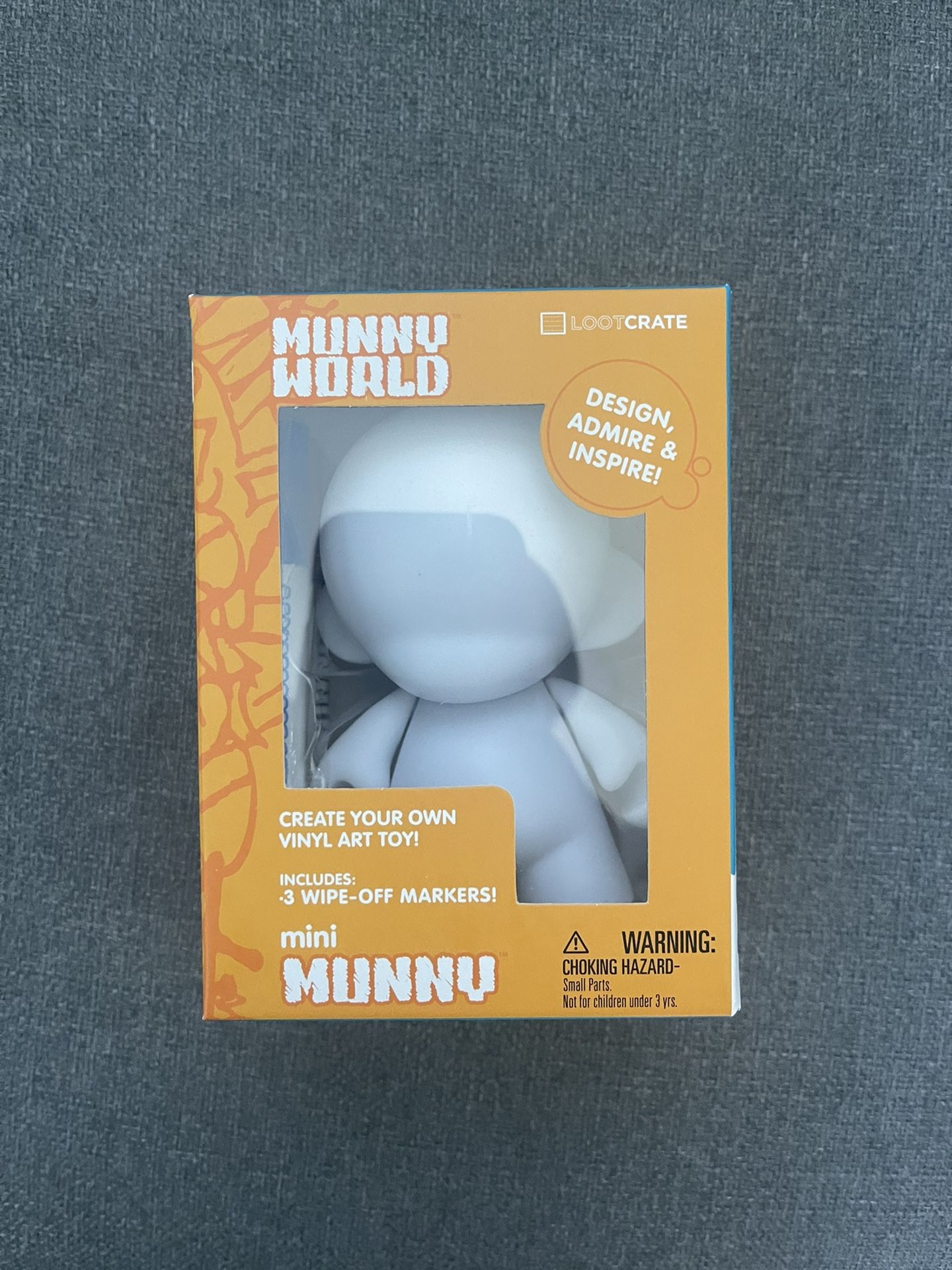 2015 Kidrobot Mini Munny World Customizable Figure Loot Crate Exclusive