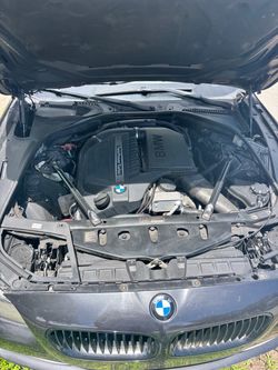 BMW 535i ENGINE COVER