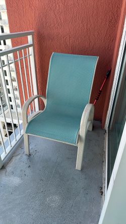 Pool chair