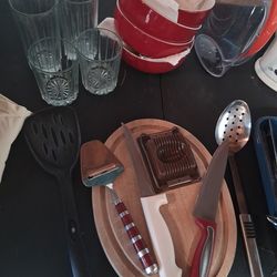 Kitchen plates and more