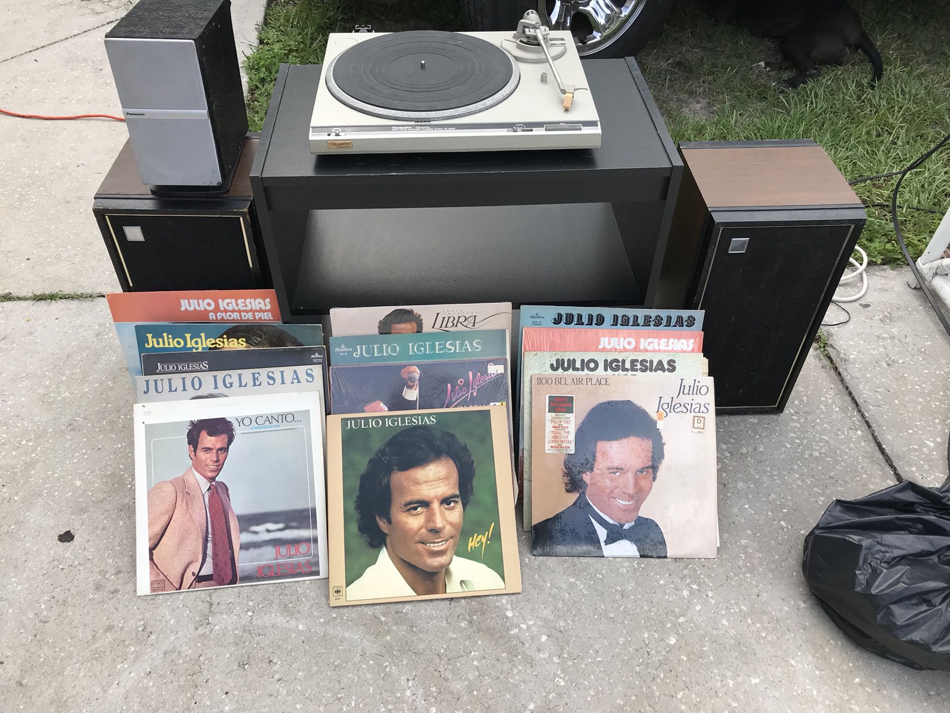 13 good condition Julio Iglesias Albums with a record player and speaks no needle