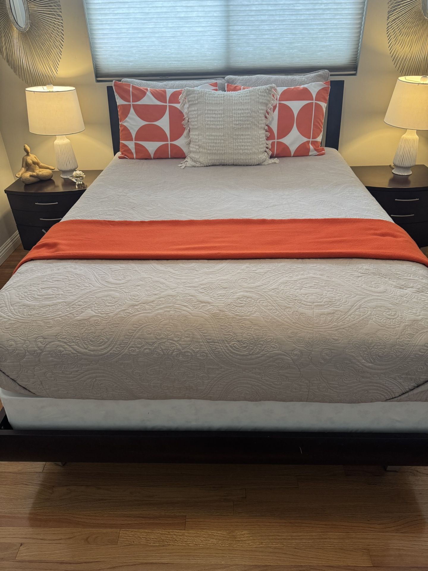 Queen Bedroom Set With Nightstands