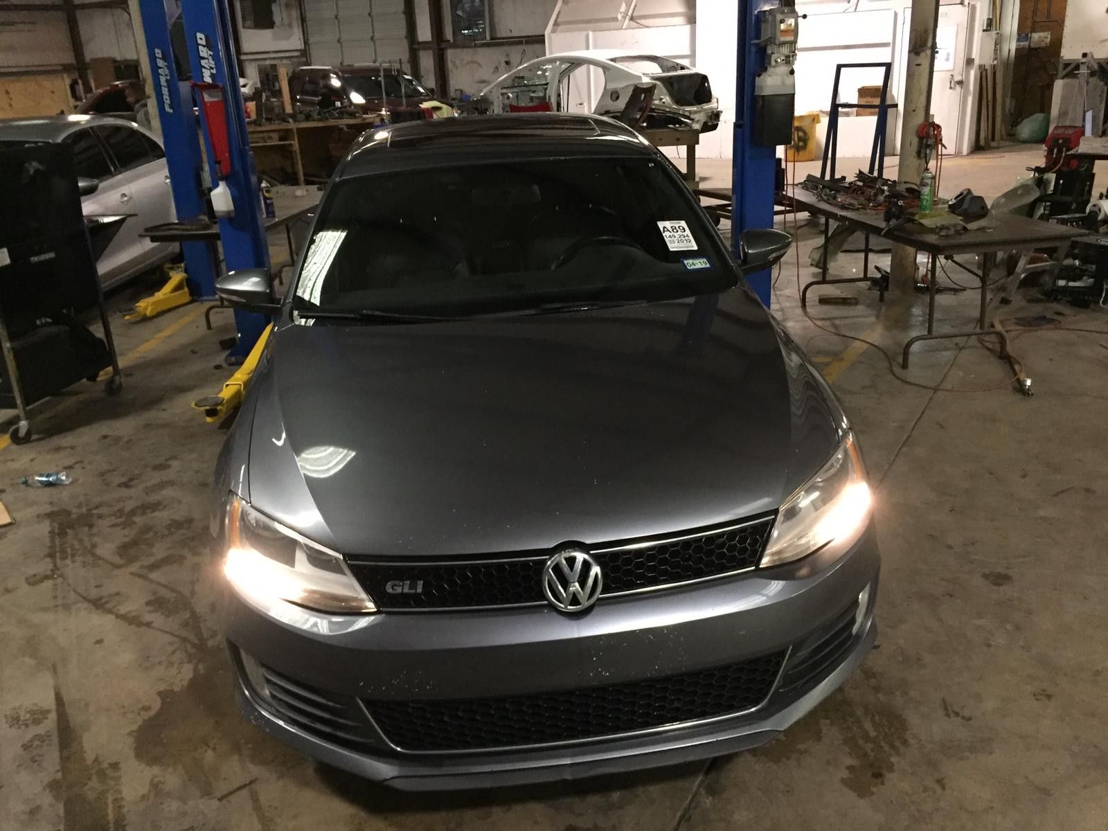 2011 VW JETTA 2012 2013 2014Door Hood Bumper Headlight Tail light Mirror Engine Motor Transmission Seat Wheel Rim Trunk Lid Fender Glass other parts