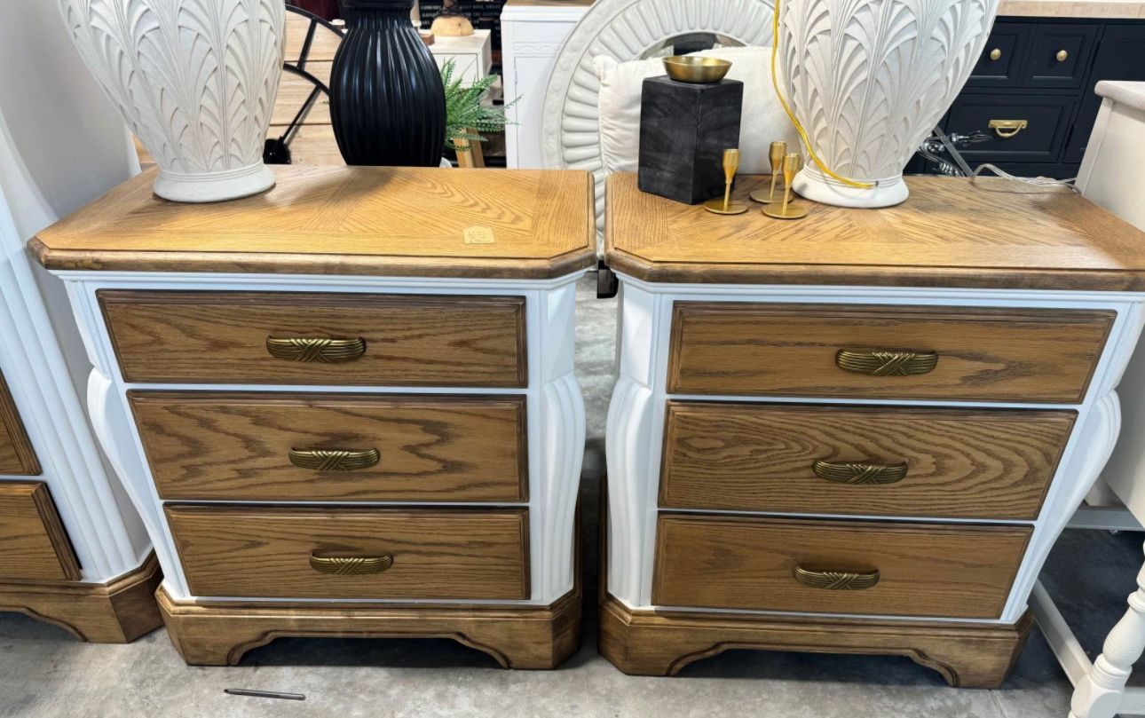 Oak Matching Nightstands And Tall Boy Dresser