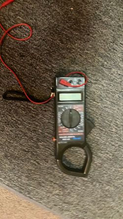 1/3 CEN TECH DIGITAL CLAMP MULTIMETER 95652 & Electric Current Leads