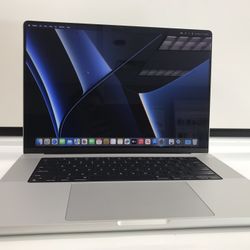 16” MacBook Pro M3 