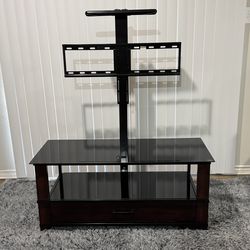 TV Stand with Mount – Like New