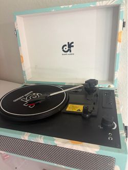 vinyl player