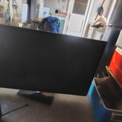 65 Inch Samsung LCD TV 