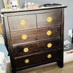 BEDROOM SET 3 PIECES