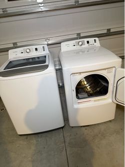 Insignia Washer & Dryer Set