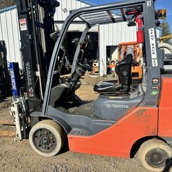 2019 Toyota Forklift 5000 Pound Capacity