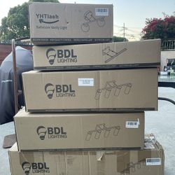 Bathroom Vanity Lights 