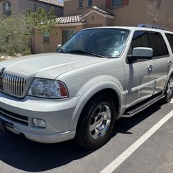 2005 Lincoln Navigator
