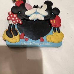 Disney Them Park Pictures Frame 