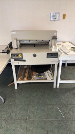 IDEAL PAPER. CUTTER