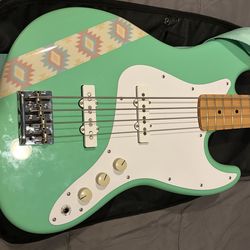 Silent Siren 2019 Jazz Bass