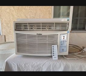 Windows AC with Remote, works great