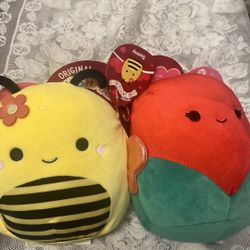 Original Squishmallows Valentine’s Bundle .