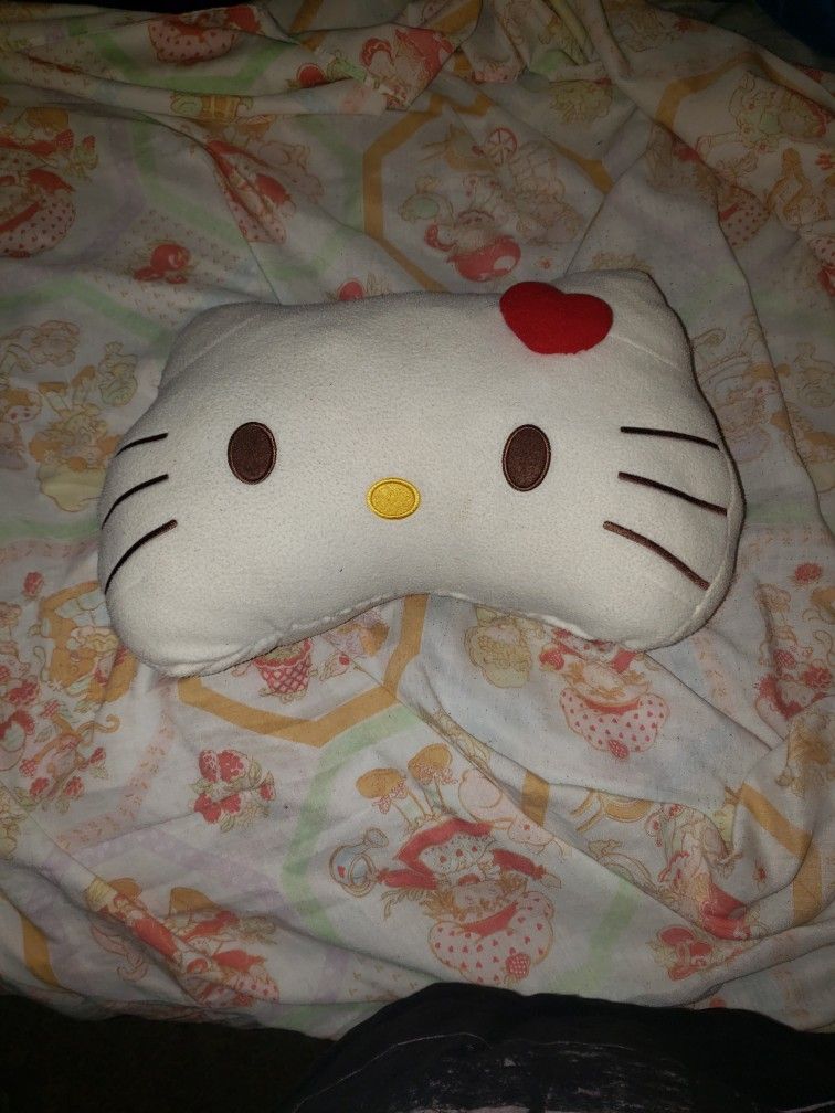 Hello Kitty Head Pillow