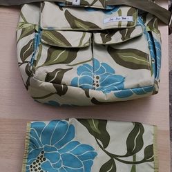 Jujube Marvelous Mums Messenger Diaper Bag 