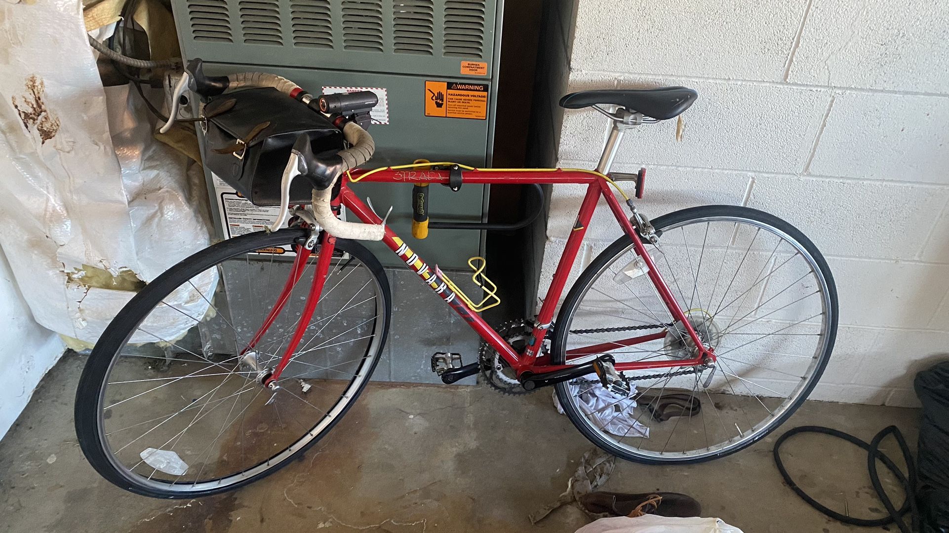 Strada Novara Road Bike