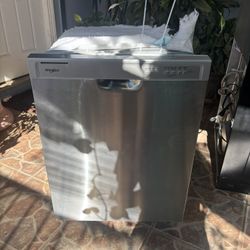 Whirlpool Dishwasher