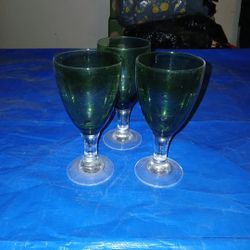 Copas color verde  son 3 Copas 