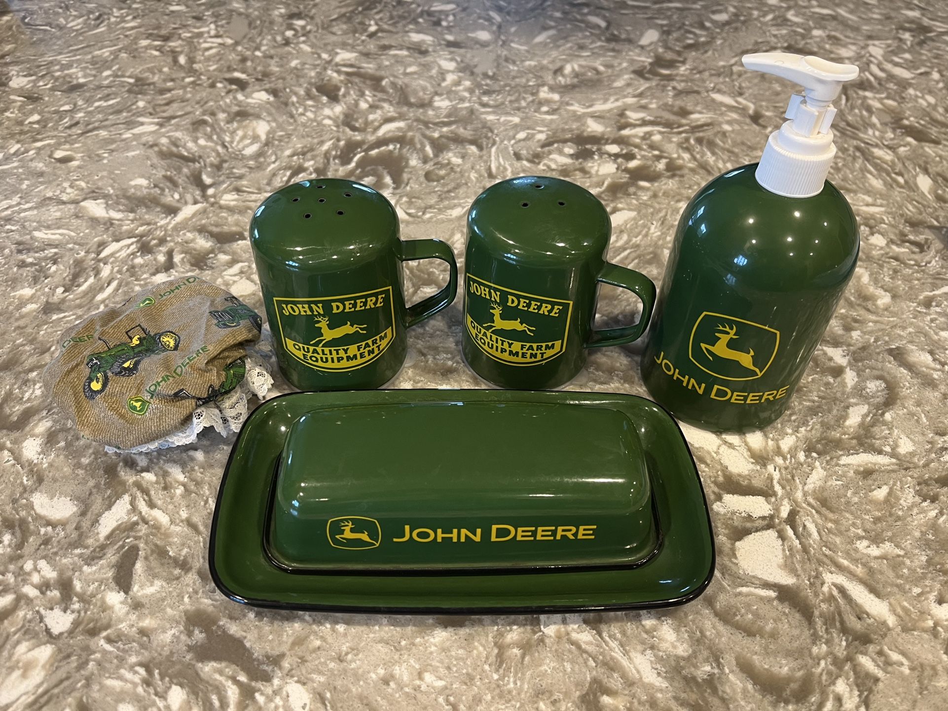 John Deere Kitchen Decor For Sale In Elma WA OfferUp   35d613635eec4005921fdd687889bbbe 