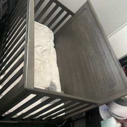 baby crib and mattress