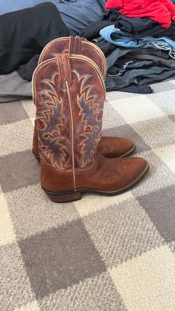 Men’s cowboy boots 10.5D Tony Lama