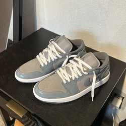 Nike Jordan 1’s grey