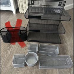 Office Desk Organizers 