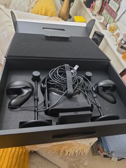 Oculus Rift VR Headset