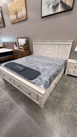 4 PC KING BEDROOM SET