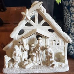 Vintage white/gold ceramic Christmas nativity scene. Nativity votive candle holder.