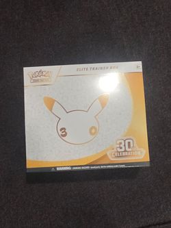 Pokémon TCG 30th Celebration Elite Trainer Box
